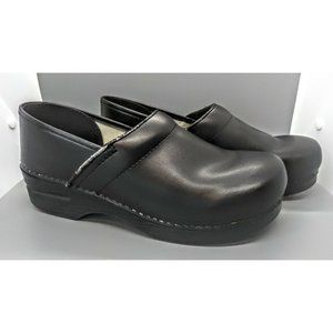 Dansko Black Clogs Nursing Shoes Womens SZ 41